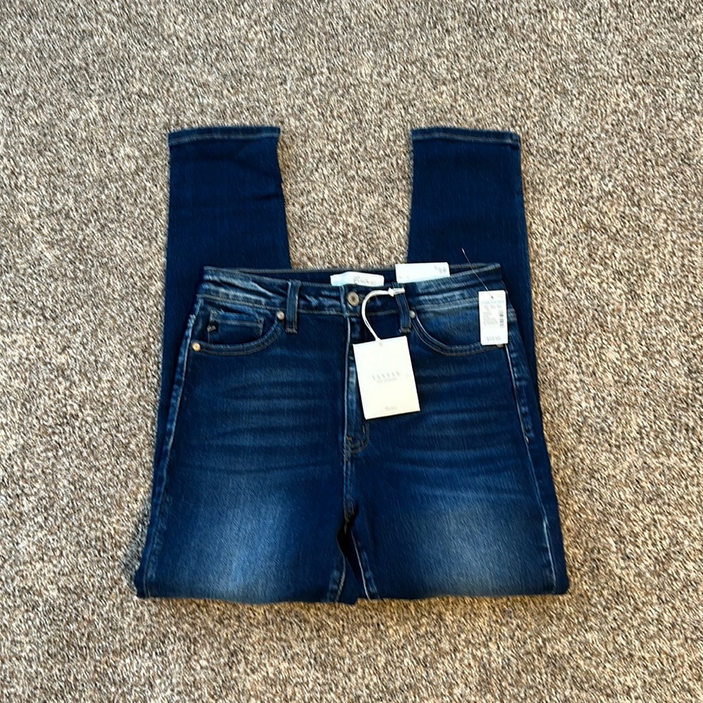 KanCan Jeans NWT Size 9/28